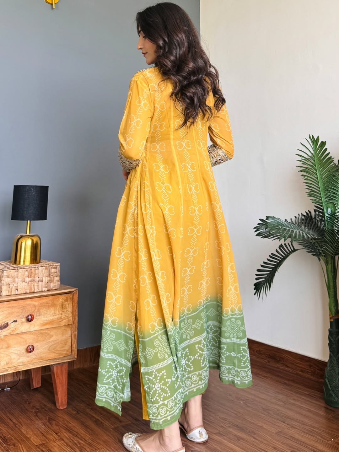 New Summer Vibes Collection β¨  Step into comfort & class with our Baggy Style Anarkali Kurti Set π